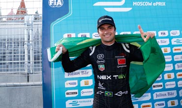 Nelson Piquet wins FIA Formula E race in Moscow 