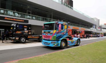 Steve Thomas fastest in T1 Prima Truck Racing qualifying 
