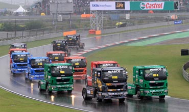 Stuart Oliver is the T1 Prima truck racing champion once again 